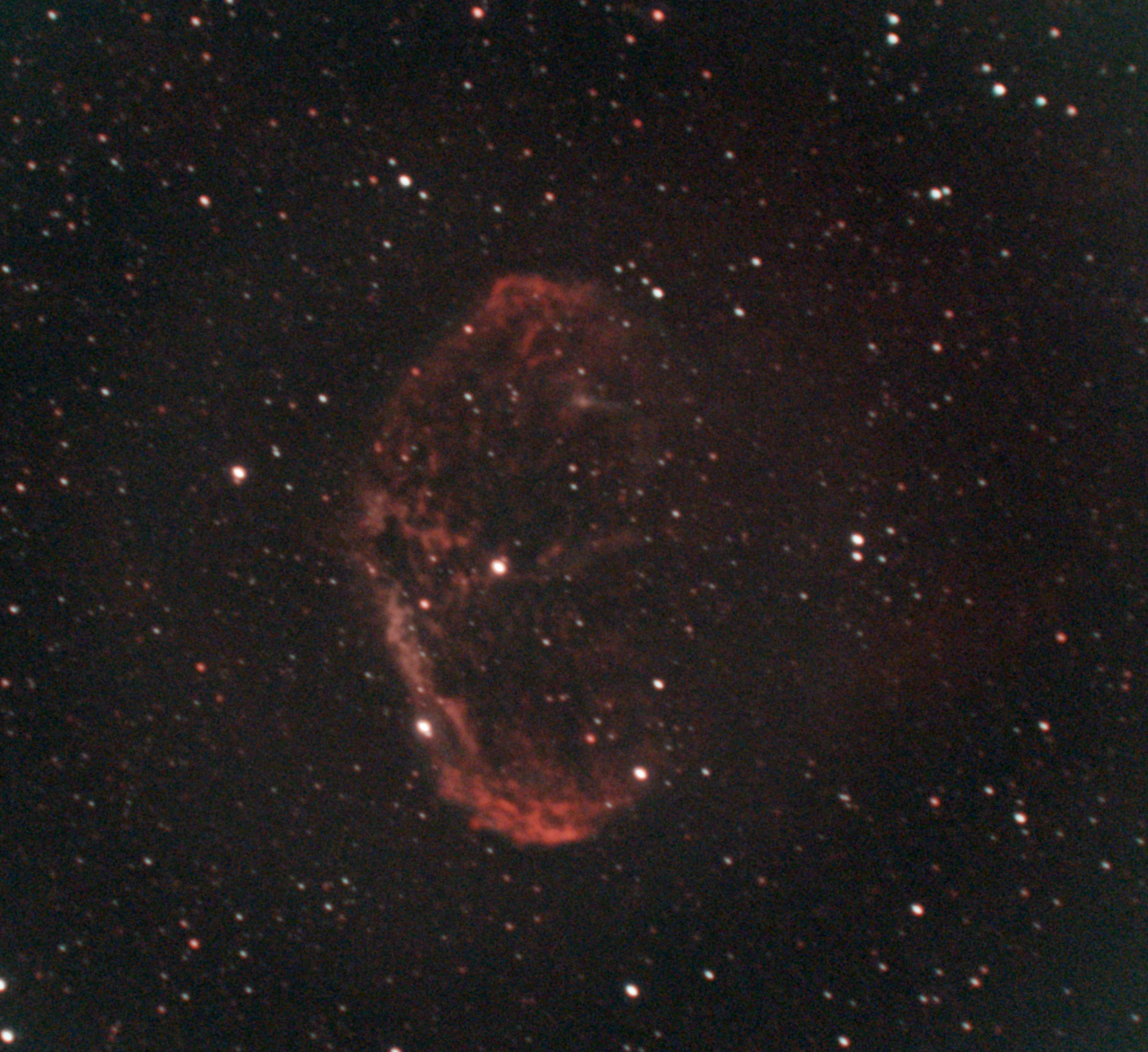 NGC_6888_Crescent_Ear_Nebula-FILTER_Optolong_LExtreme-crop-lpc-cbg-St.png